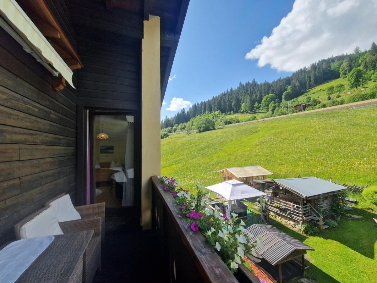 Urlaub Am Krausberghof, Apartment Mit Balkon Und Parkplatz, Inmitten Der Natur, Sauna Und Infrarotkabine, Kostenfreie Kaffeekapseln, 6 Fahrminuten Zur Alpentherme Gastein Und Zur Schlossalmbahn, Spielplatz Bad Hofgastein Exterior photo